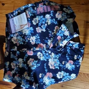 Size 14 Amanda Shorts Floral Gloria Vanderbilt
